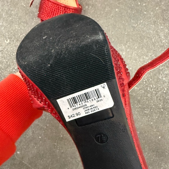 Never Worn Windsor Radiant Red Heels - Picture 6 of 6